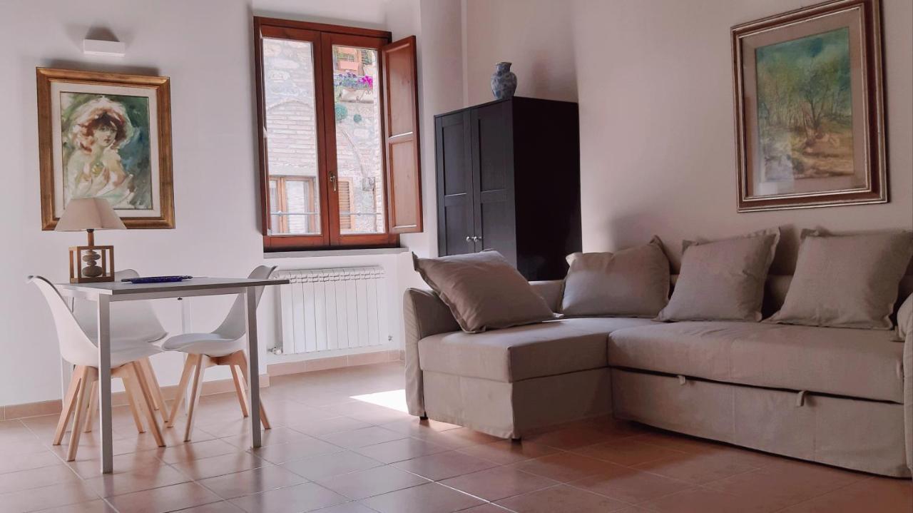 Civico Apartment กุบบีโอ ภายนอก รูปภาพ